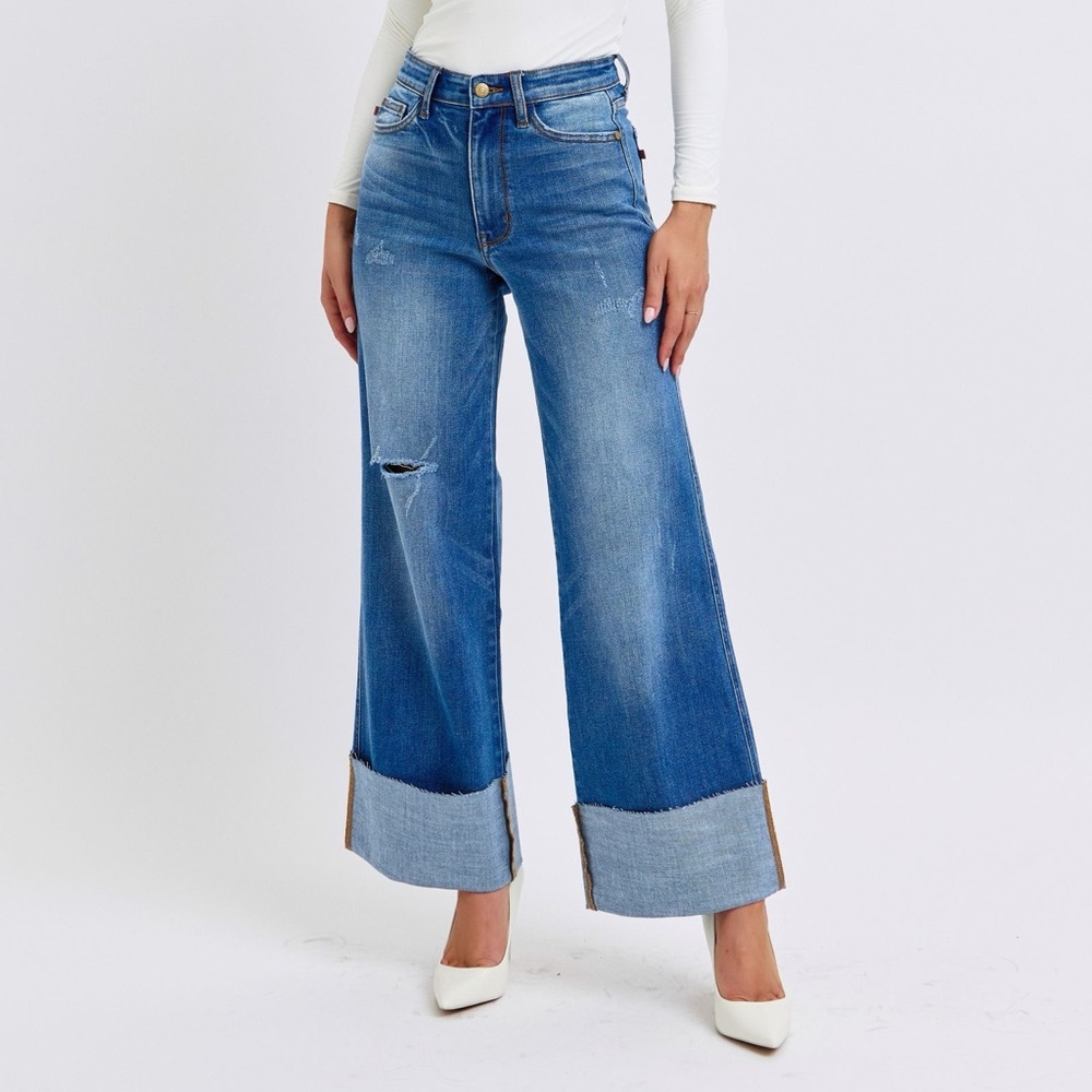 NEW❄️Judy Blue Full Size Distressed High Waist Wide Leg Jeans